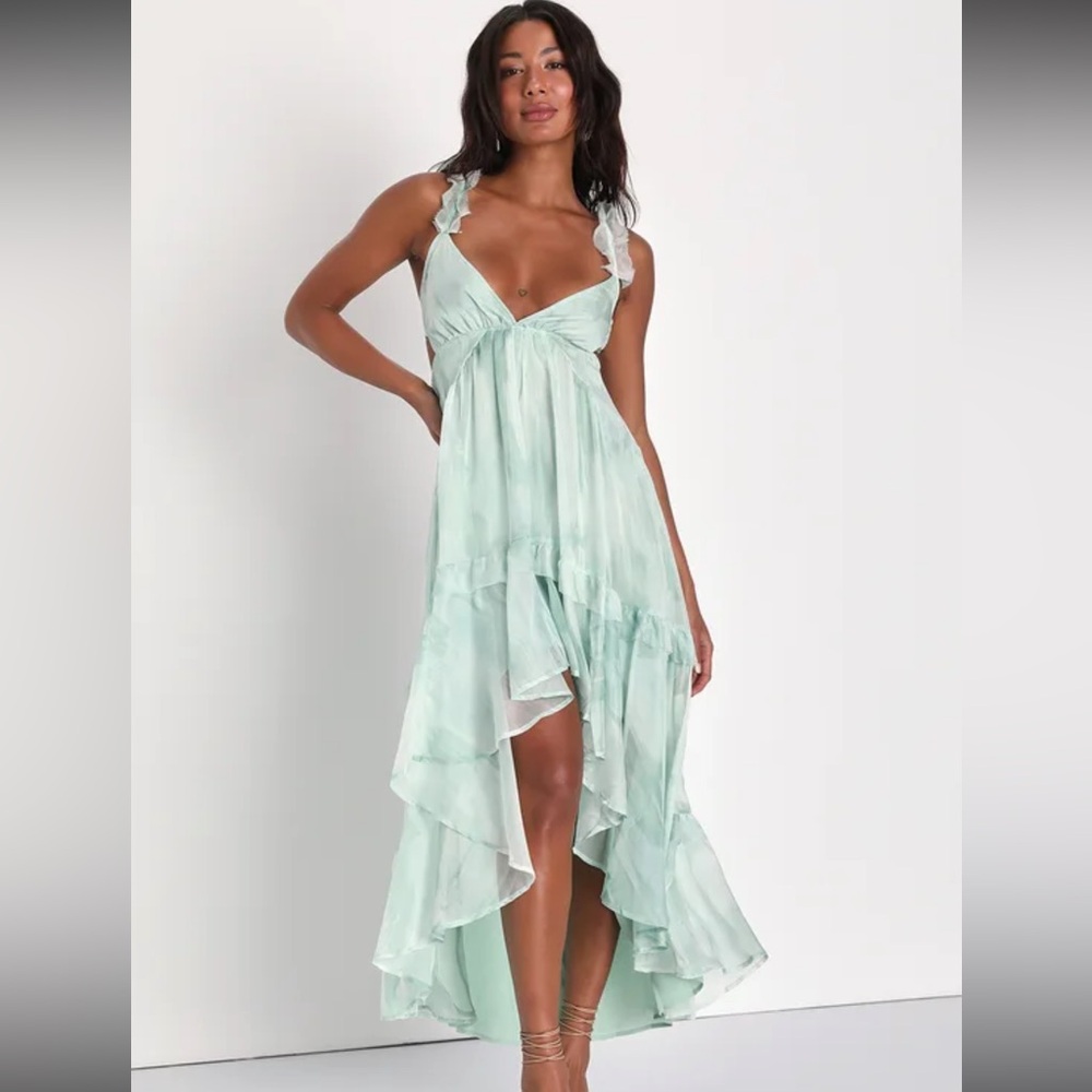 NWT* Lulus Always a Dreamer Sage Green Chiffon Tiered High-Low Dress M